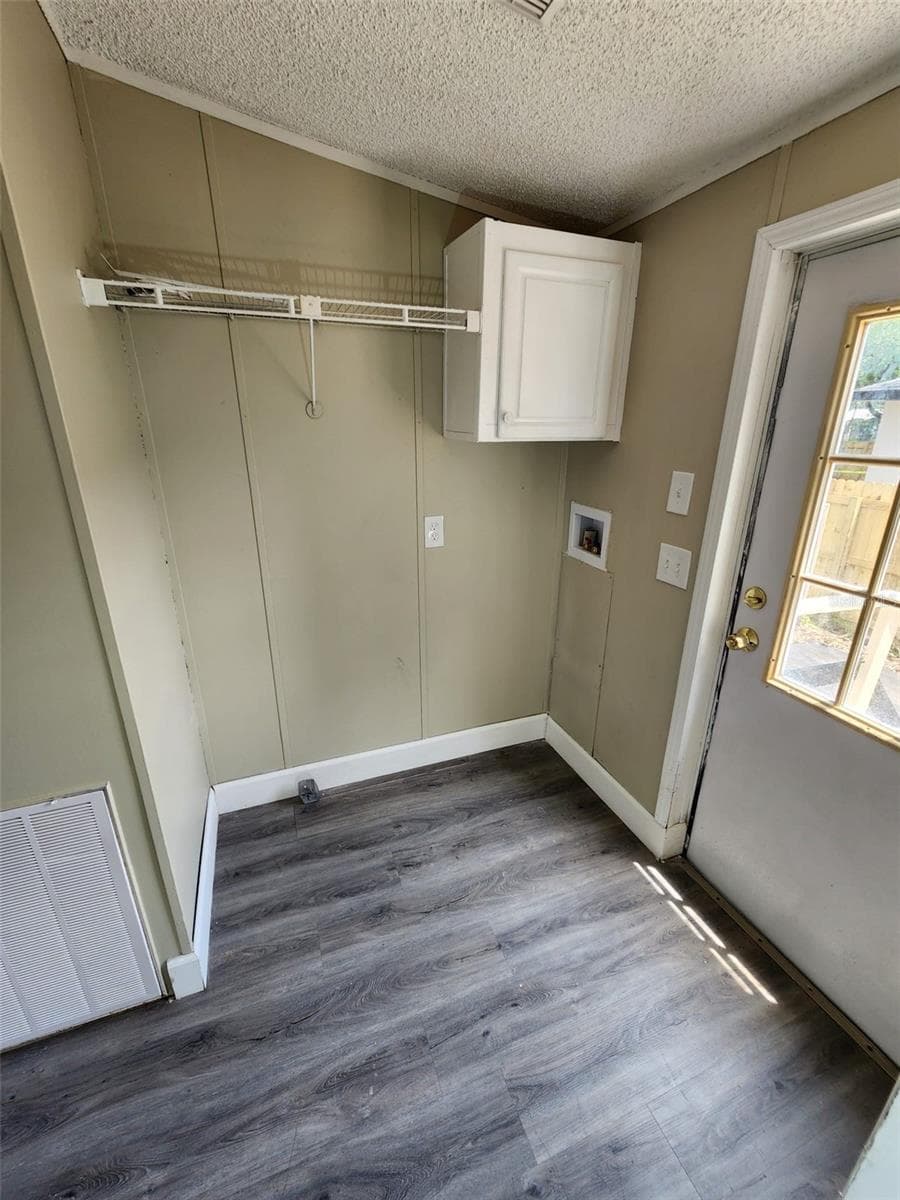 Manufactured Home at 9653 4TH AVE, ORLANDO, photo 26 of 34