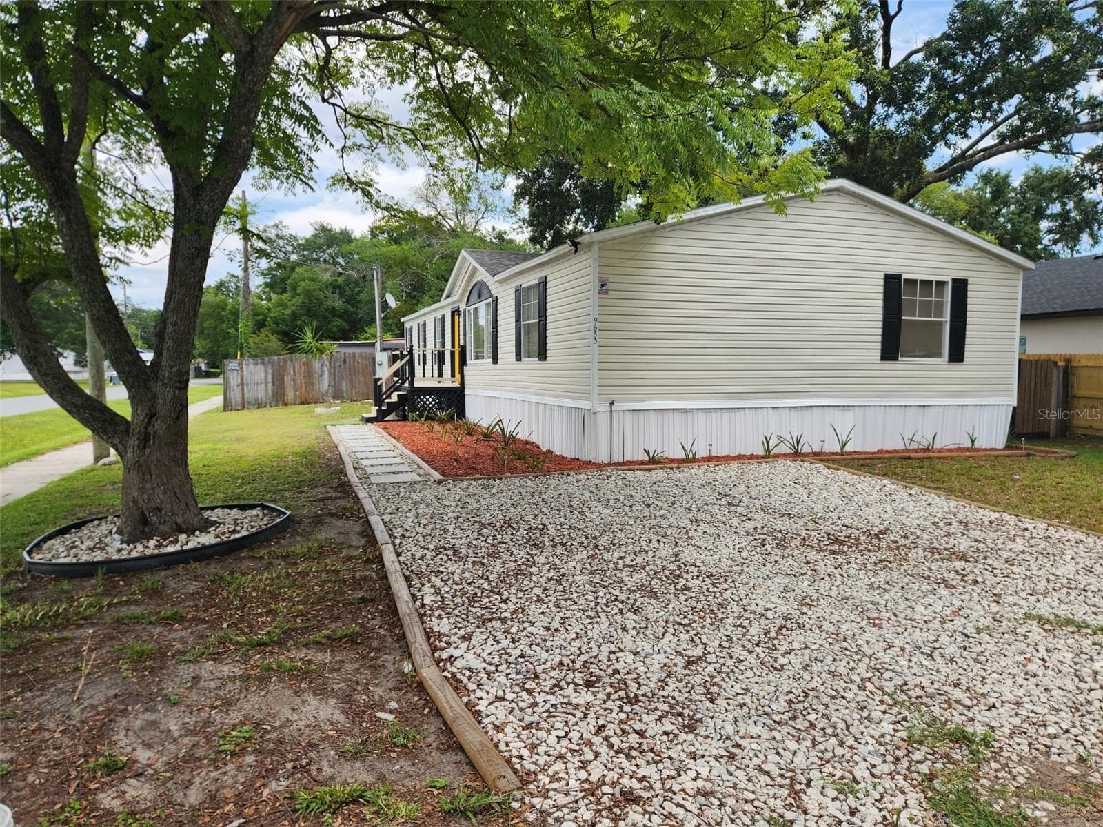 Manufactured Home at 9653 4TH AVE, ORLANDO, photo 32 of 34