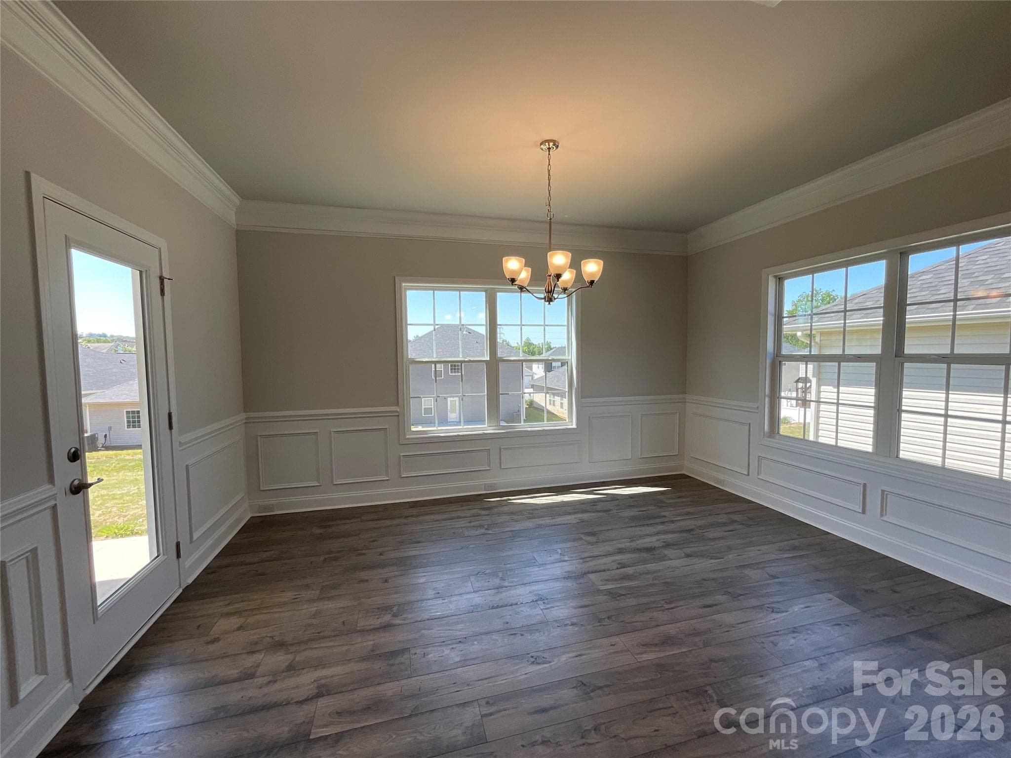 Single Family Residence at 717 Inwood Hill Drive, Gastonia, photo 9 of 42