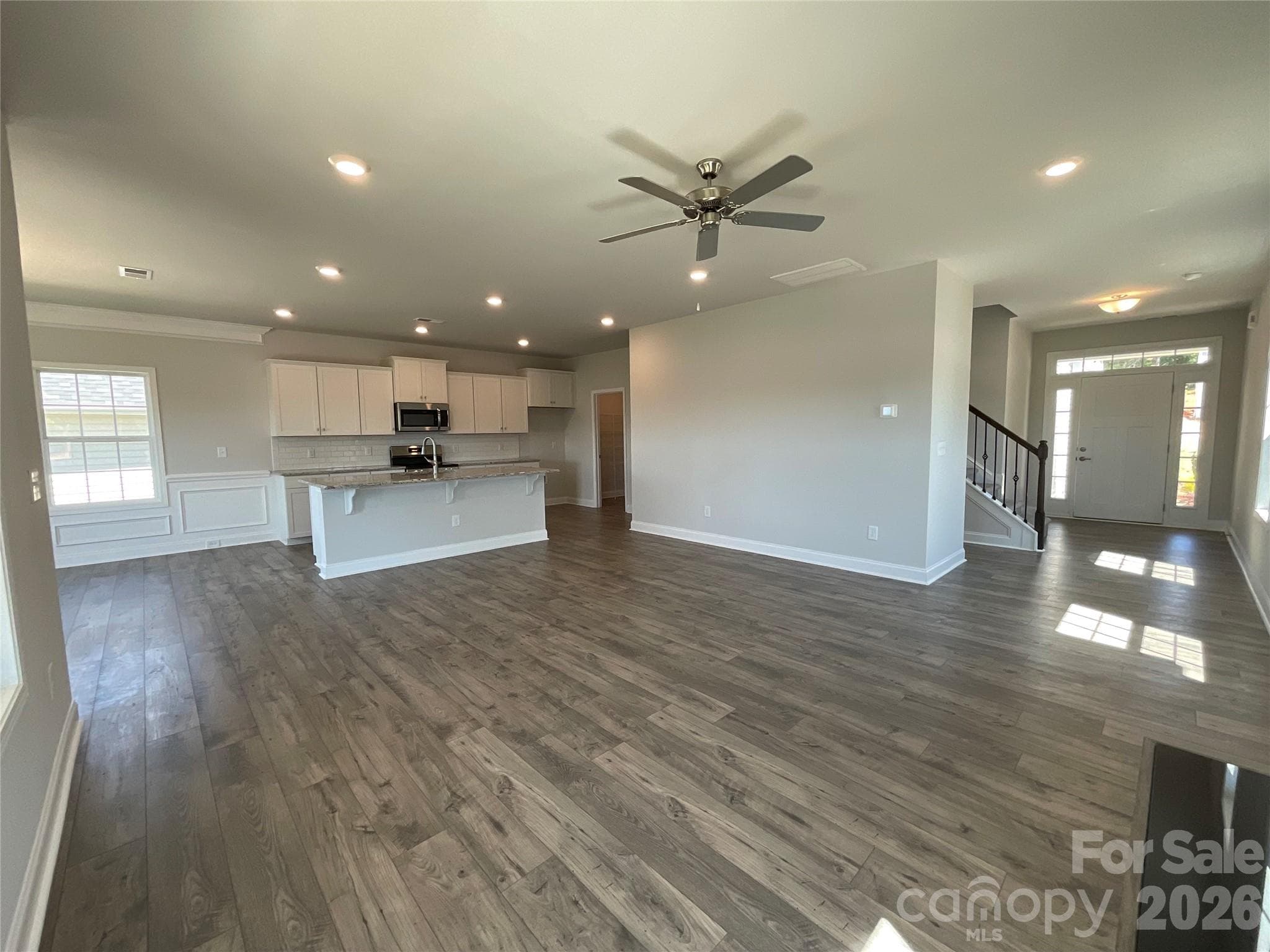 Single Family Residence at 717 Inwood Hill Drive, Gastonia, photo 14 of 42