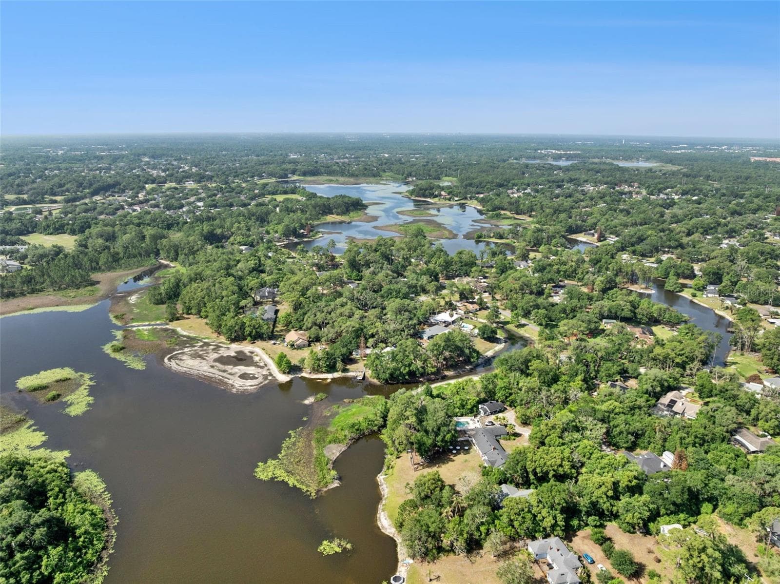 All lakes connect! - 219 S CRYSTAL DR, SANFORD