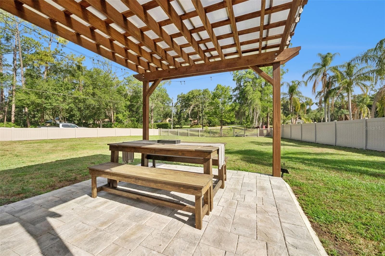 May be your favorite spt to sit! - 219 S CRYSTAL DR, SANFORD
