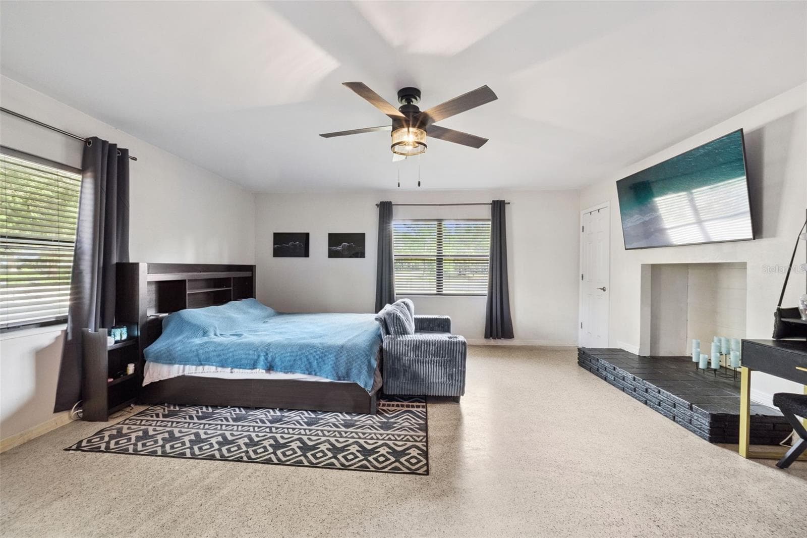 View to the lake! - 219 S CRYSTAL DR, SANFORD
