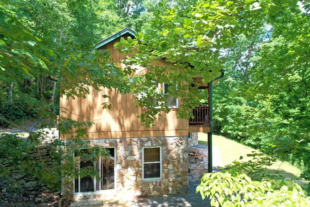 Single Family Residence at 470 Bear Ridge Road, Tuckasegee, photo 8 of 28
