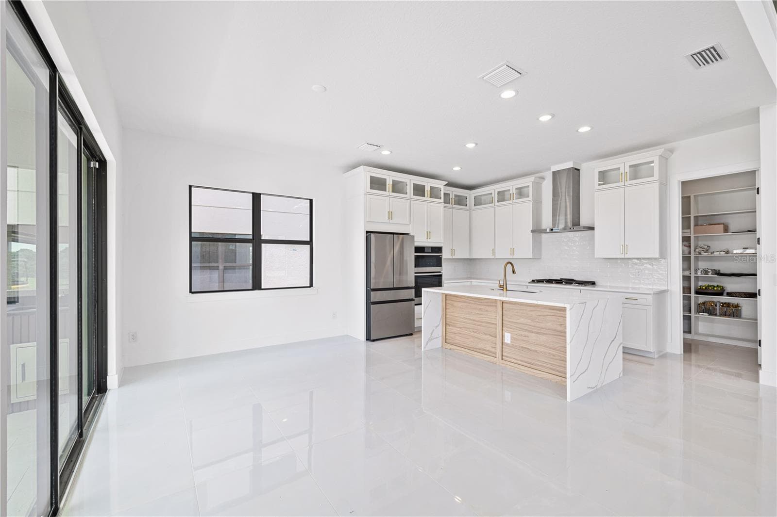 Single Family Residence at 16229 RAVENNA CT, BELLA COLLINA, photo 13 of 87