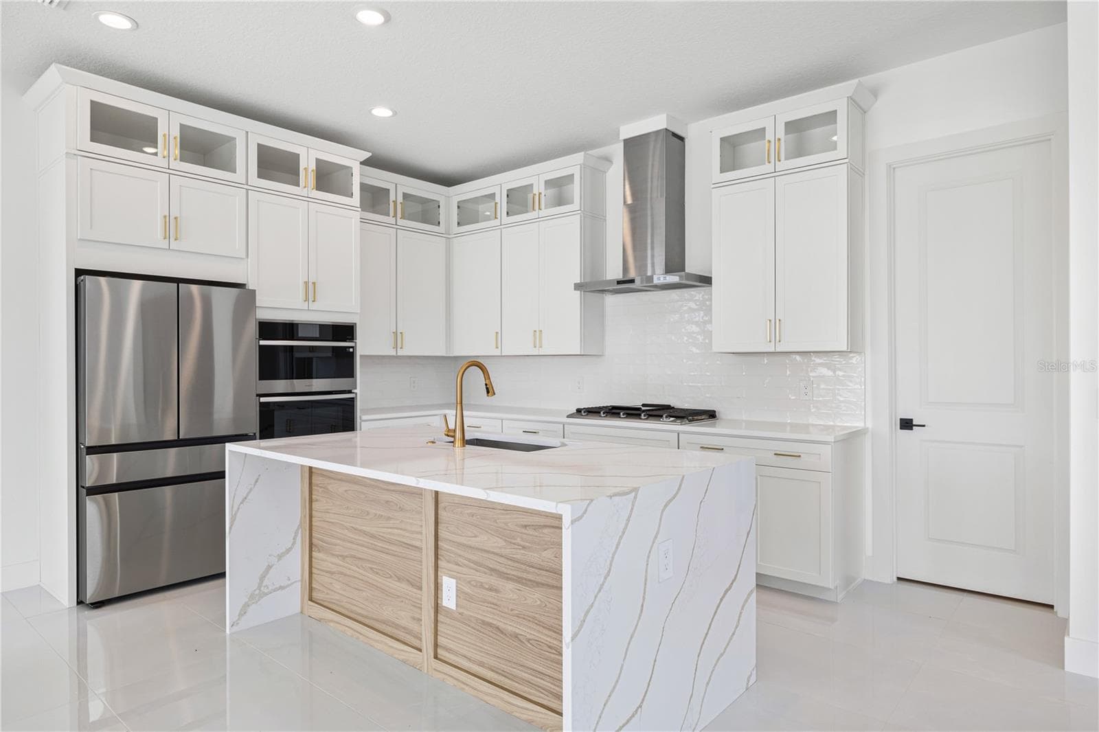 Single Family Residence at 16229 RAVENNA CT, BELLA COLLINA, photo 18 of 87