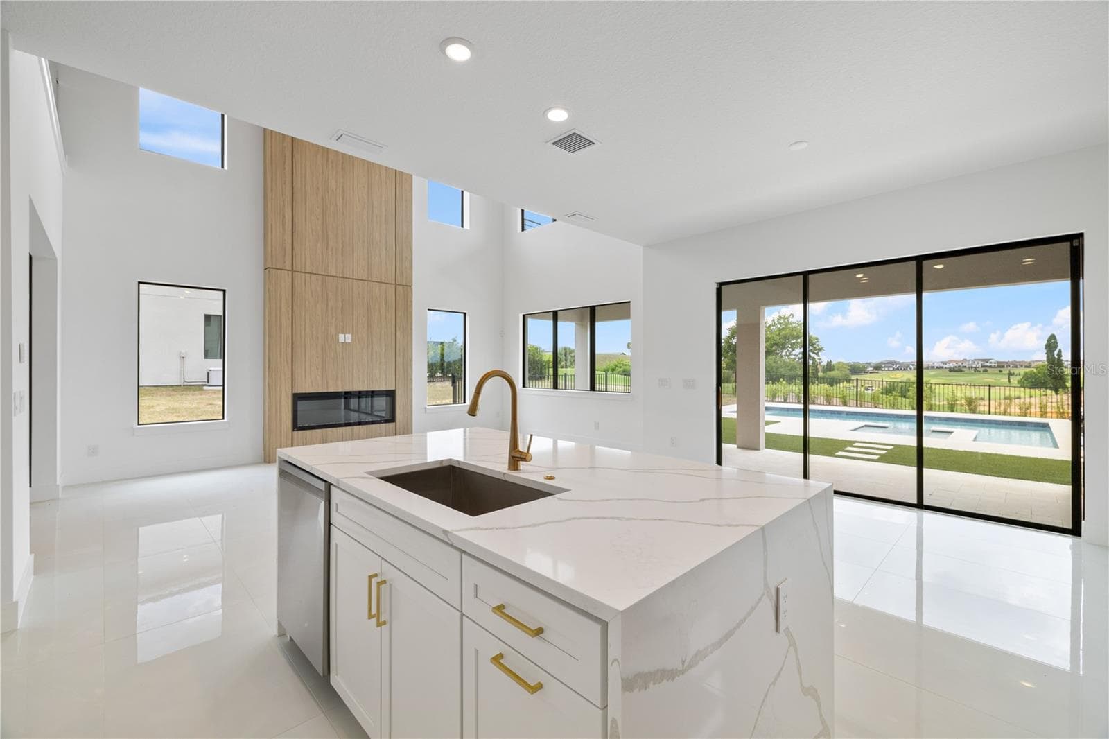 Single Family Residence at 16229 RAVENNA CT, BELLA COLLINA, photo 23 of 87