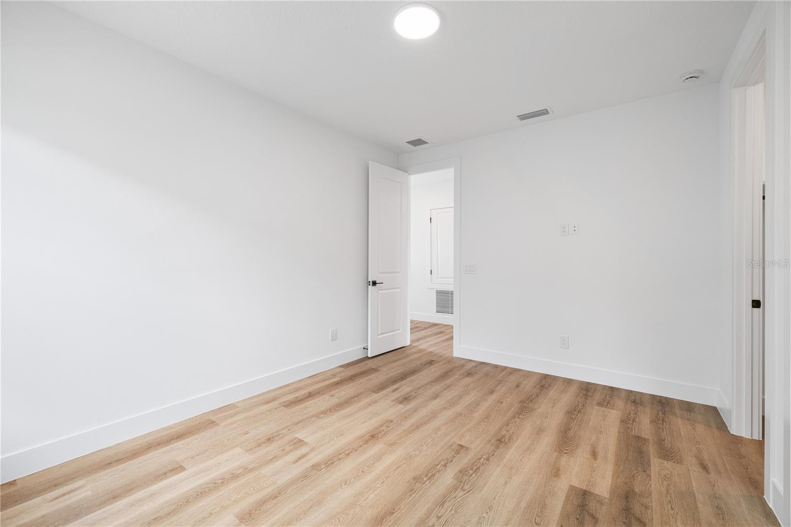 Single Family Residence at 16229 RAVENNA CT, BELLA COLLINA, photo 40 of 87