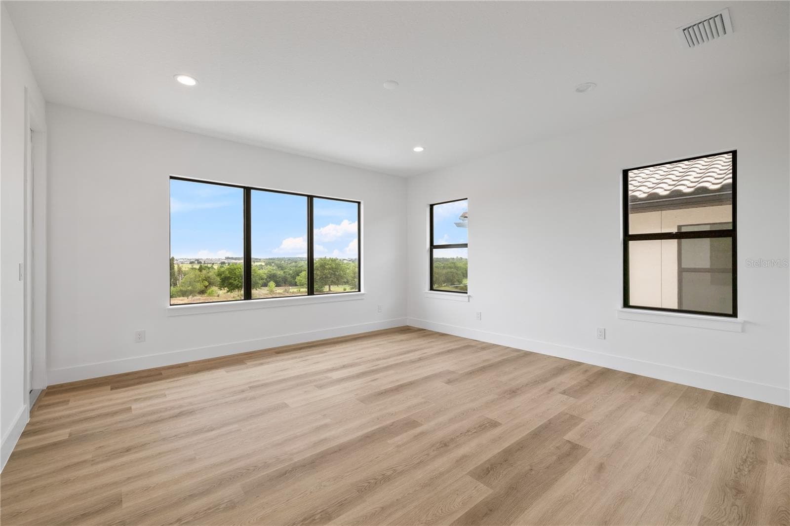 Single Family Residence at 16229 RAVENNA CT, BELLA COLLINA, photo 48 of 87