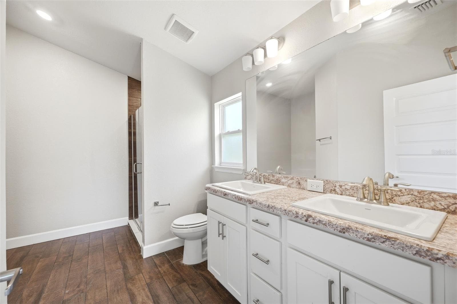 Primary Bathroom - 5524 OCEAN BREEZE DR, SPRING HILL