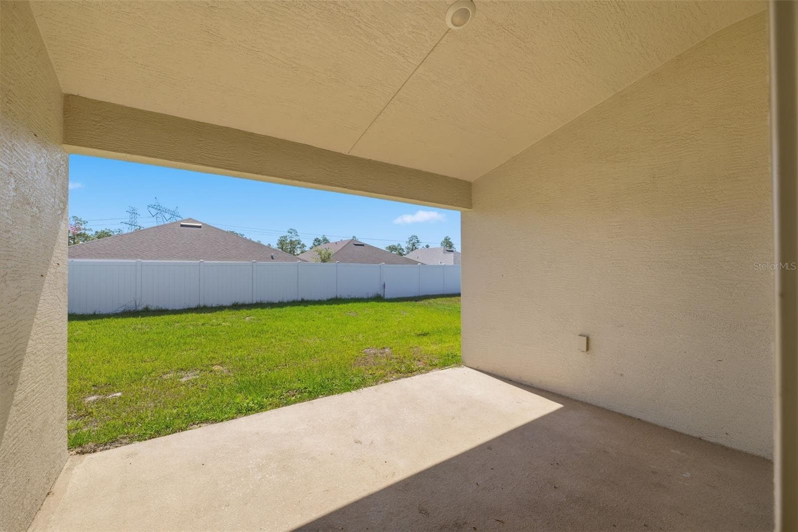 Covered Patio - 5524 OCEAN BREEZE DR, SPRING HILL