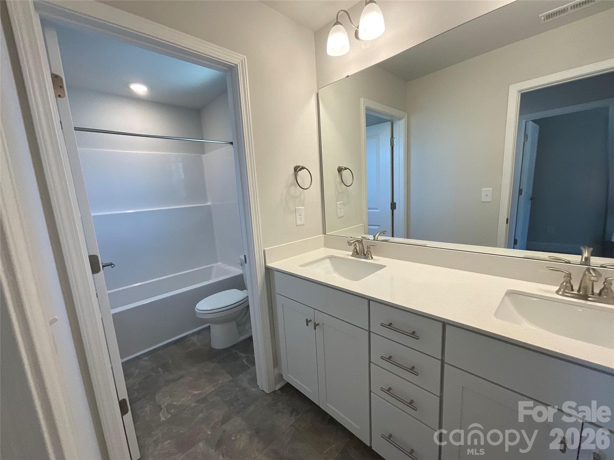 Single Family Residence at 717 Inwood Hill Drive, Gastonia, photo 34 of 42