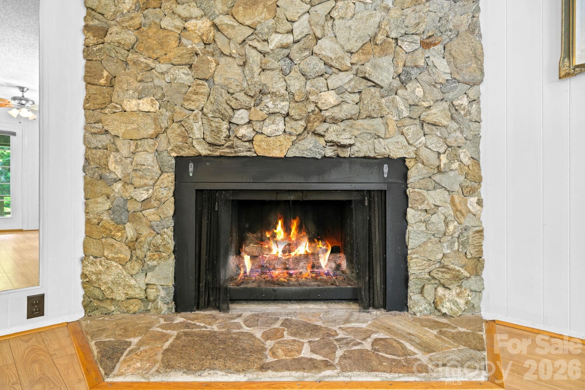 Single Family Residence at 19 Quail Ridge Trail, Franklin, photo 7 of 37