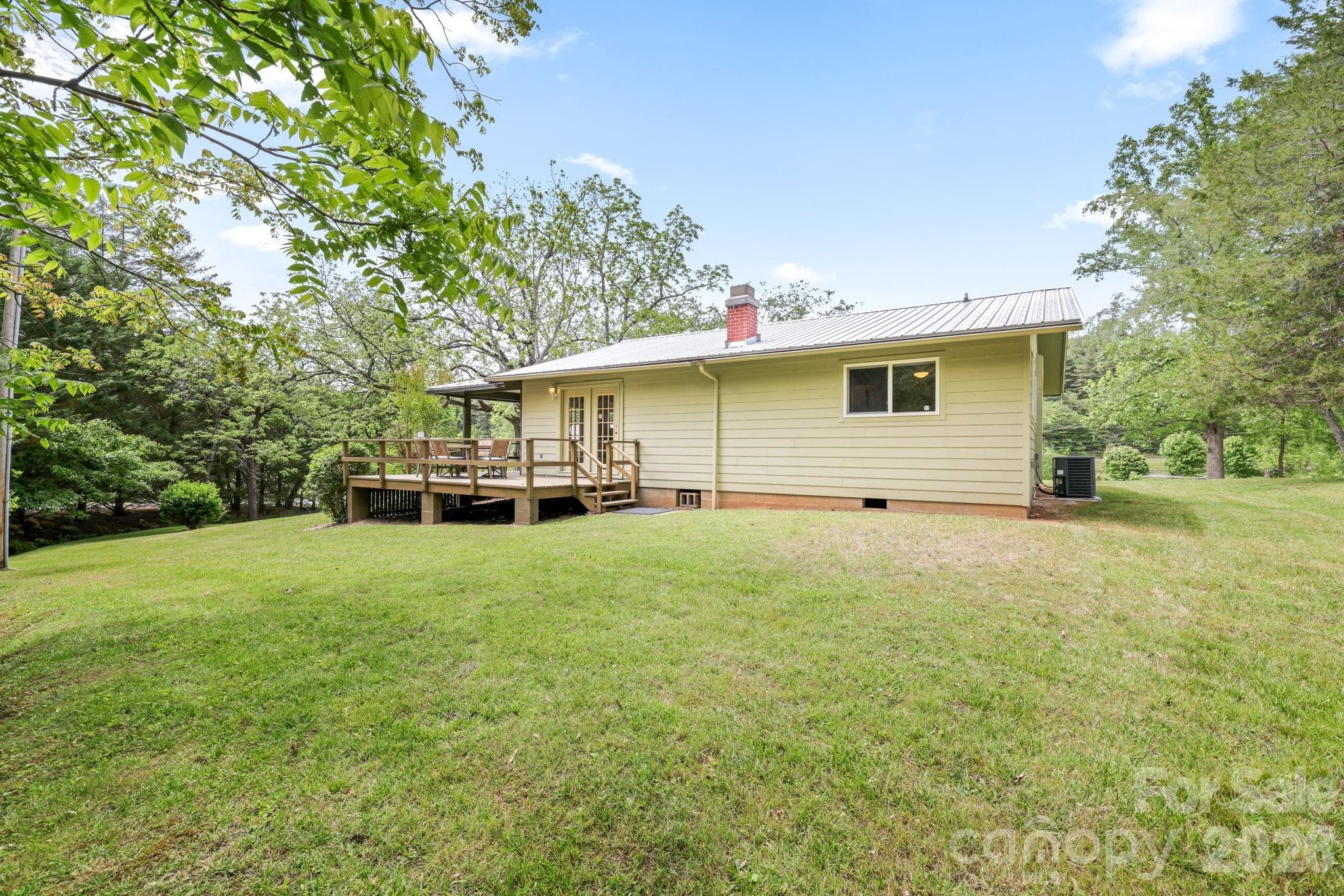 Single Family Residence at 19 Quail Ridge Trail, Franklin, photo 31 of 37