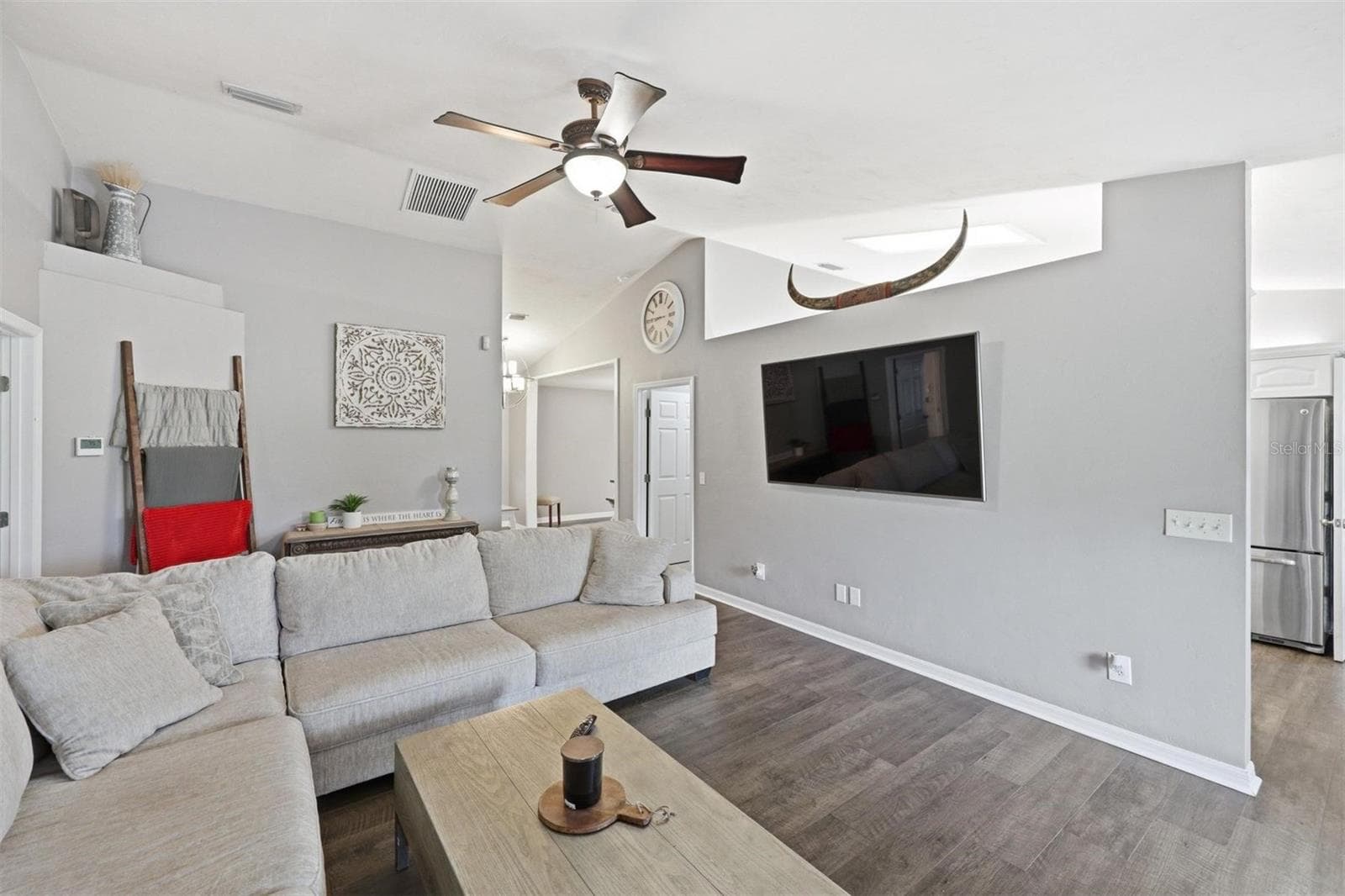 Family Room - 3460 SE COUNTY ROAD 337, TRENTON