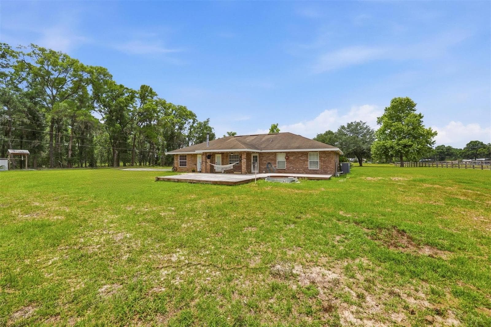Large Backyard - 3460 SE COUNTY ROAD 337, TRENTON