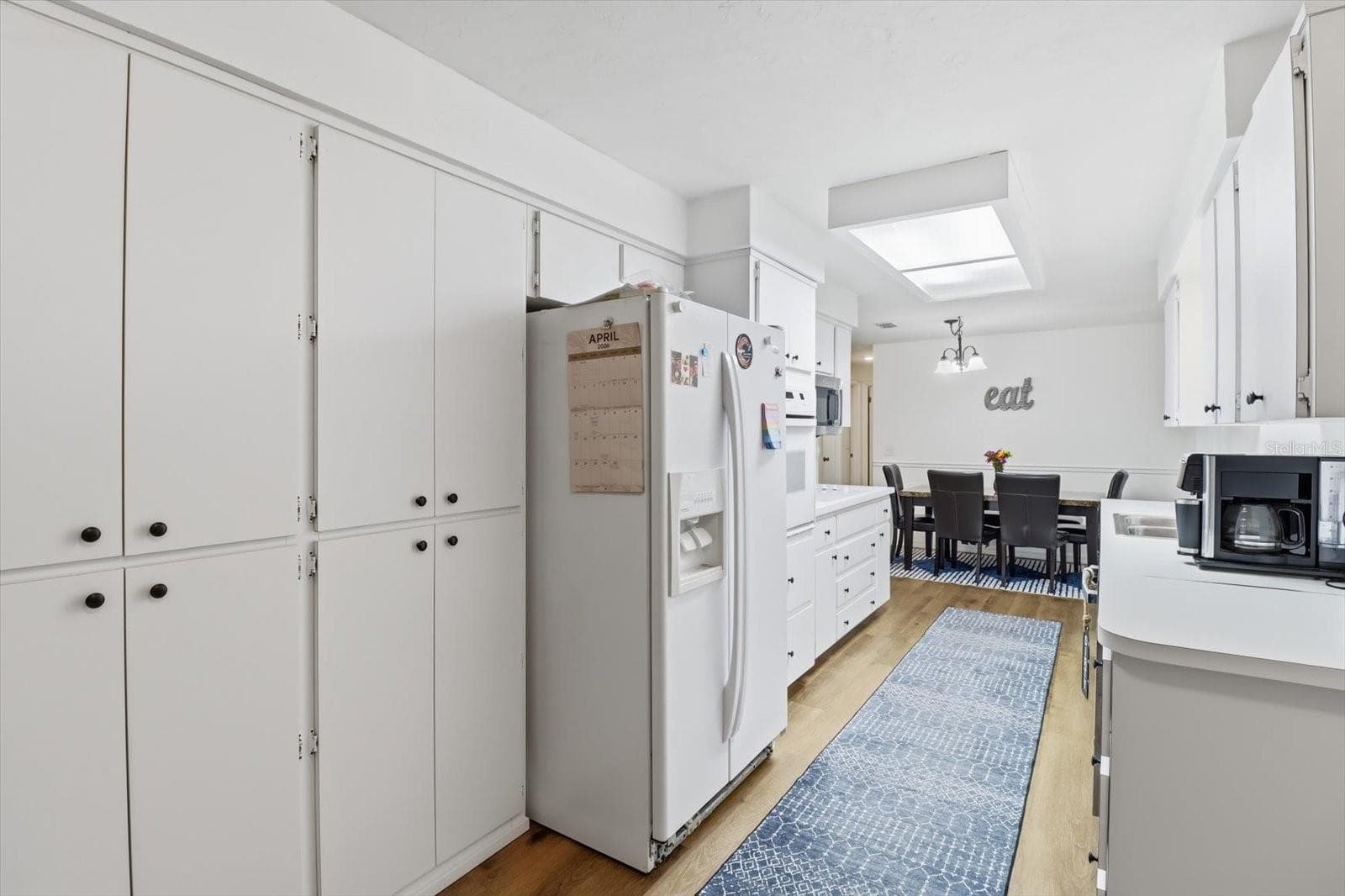 Single Family Residence at 3721 N GOLDENCUP TER, BEVERLY HILLS, photo 13 of 40