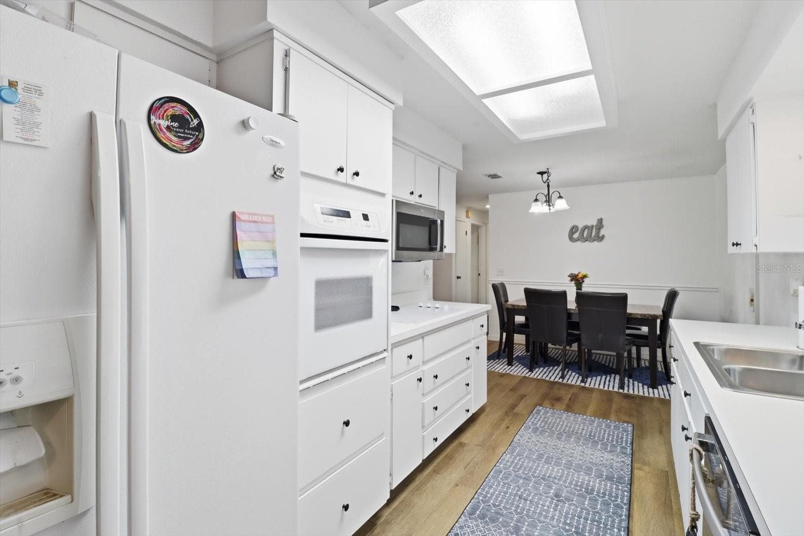 Single Family Residence at 3721 N GOLDENCUP TER, BEVERLY HILLS, photo 14 of 40