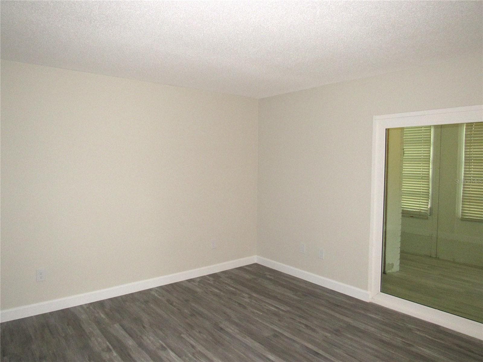 Condominium at 22333 EDGEWATER DR #D-5, PUNTA GORDA, photo 6 of 28