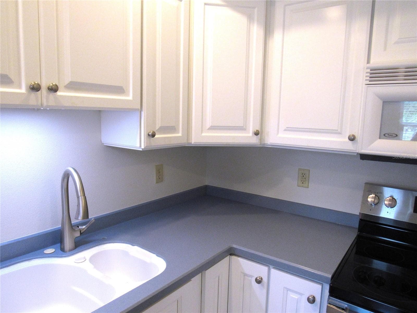 Condominium at 22333 EDGEWATER DR #D-5, PUNTA GORDA, photo 12 of 28
