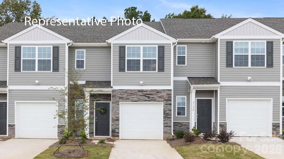 Townhouse at Lincolnton, photo 2 of 26