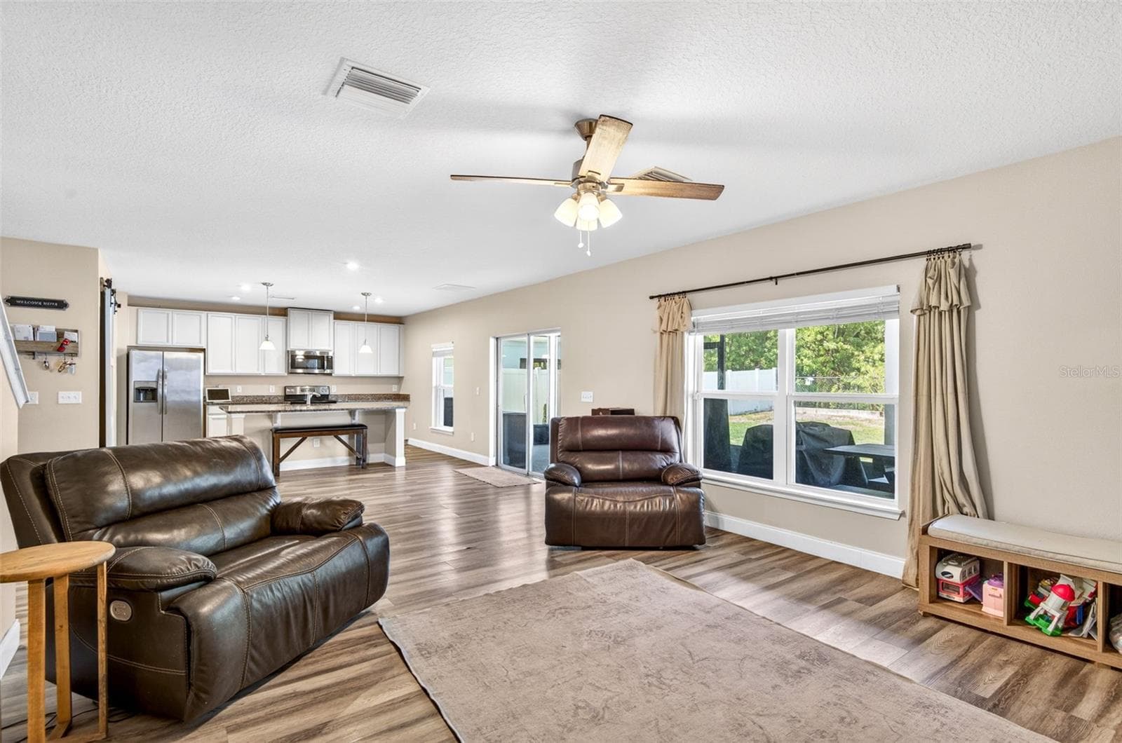 Single Family Residence at 2161 BRANDING IRON CT, NEW PORT RICHEY, photo 8 of 65