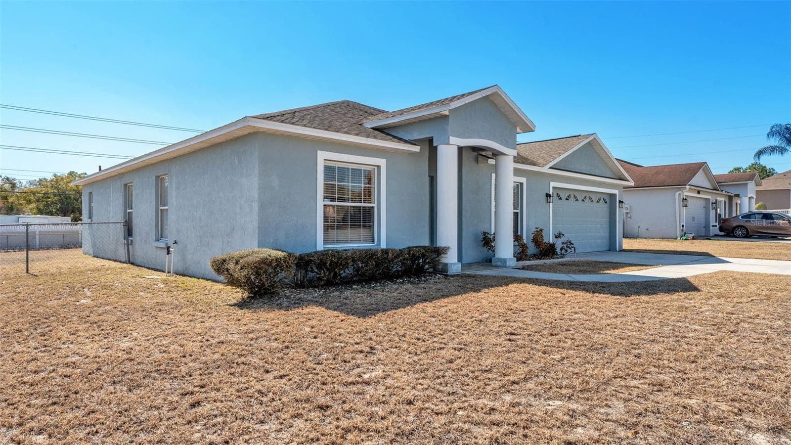Front yard - 6146 MISSION DR, LAKELAND