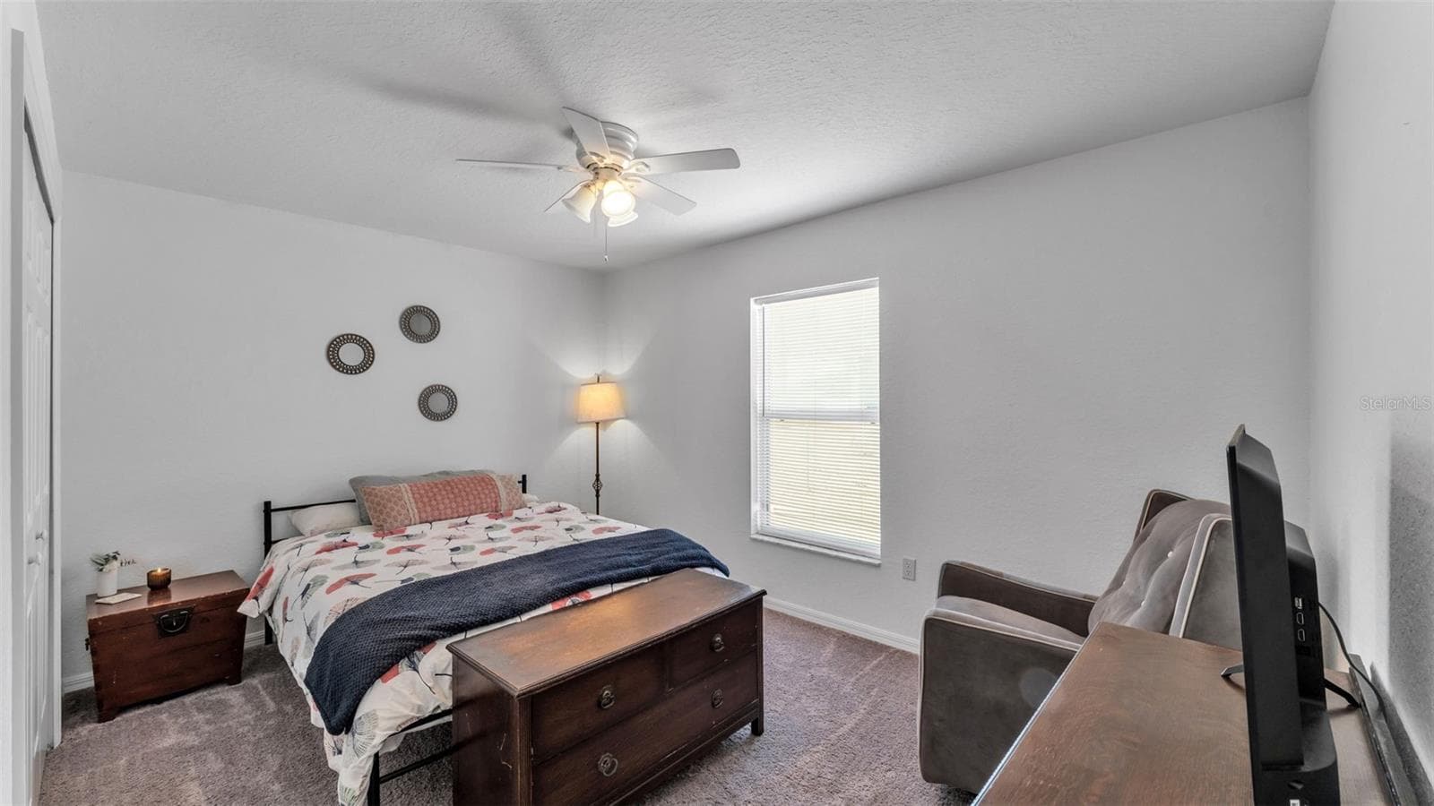 Third bedroom with en-suite - 6146 MISSION DR, LAKELAND