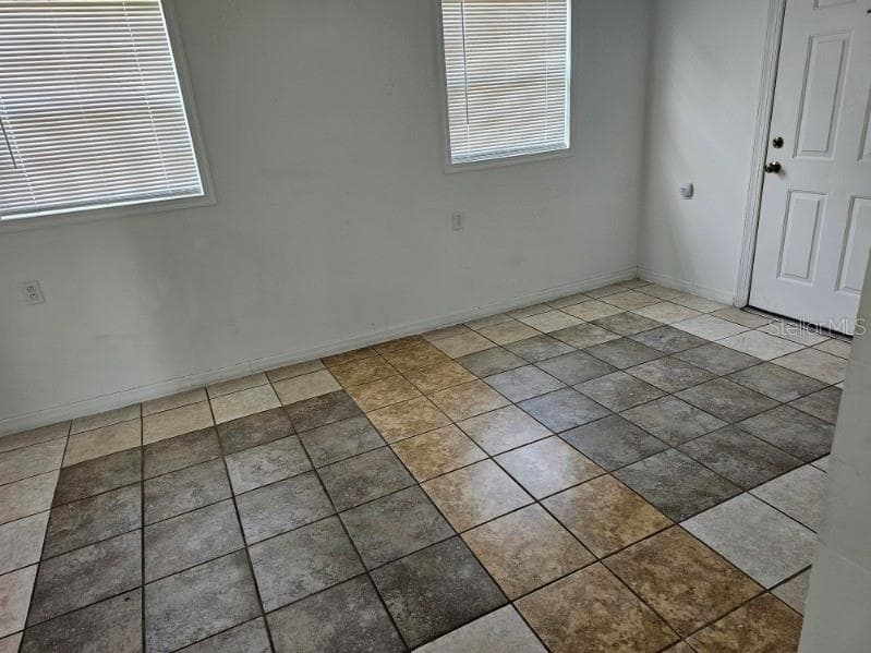 Single Family Residence at 724 DEL RAY DR, KISSIMMEE, photo 9 of 17