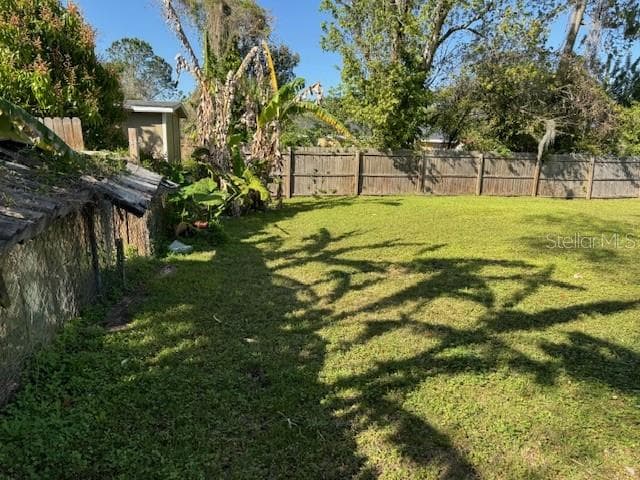 YARD - 2847 W HARWOOD ST, ORLANDO