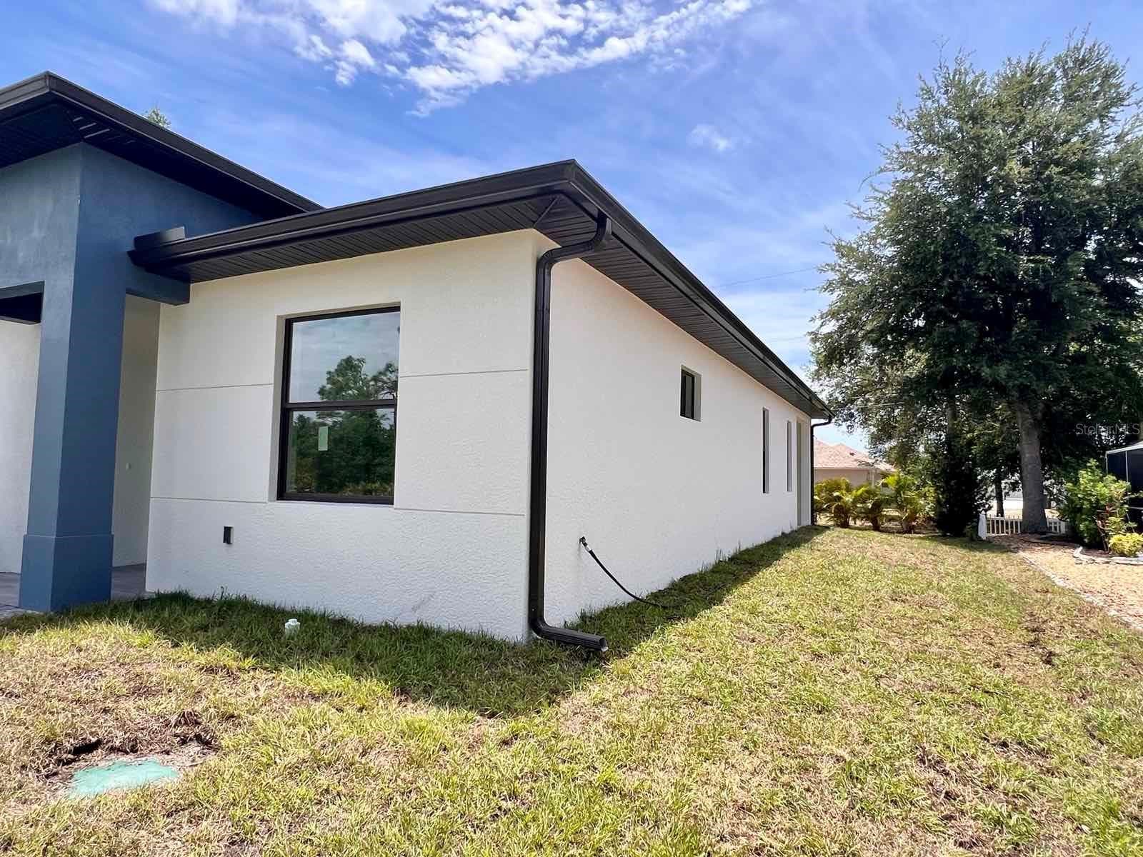 Right Front - 9245 BOCA GRANDE AVE, ENGLEWOOD