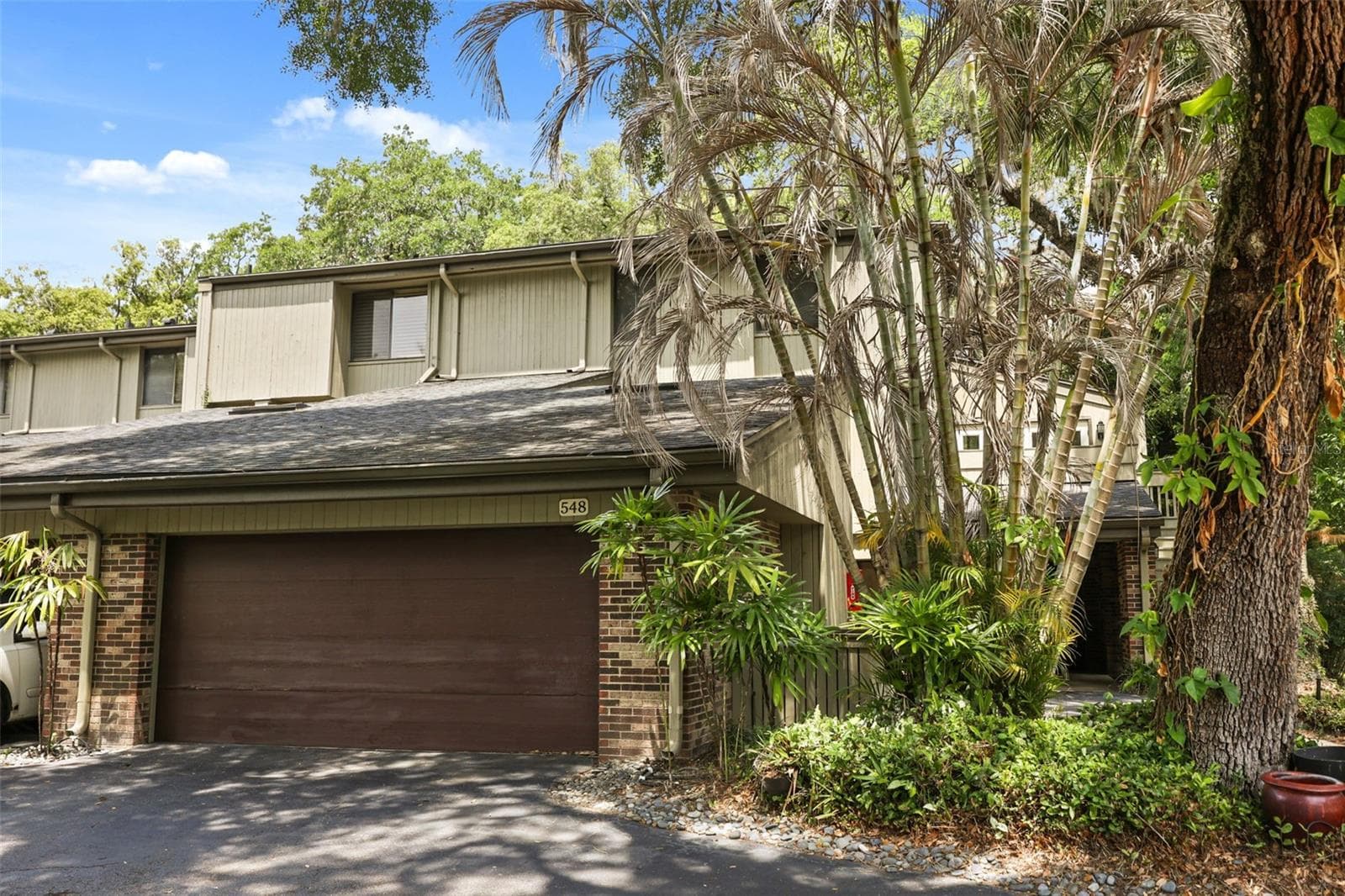 548 S OSCEOLA AVE