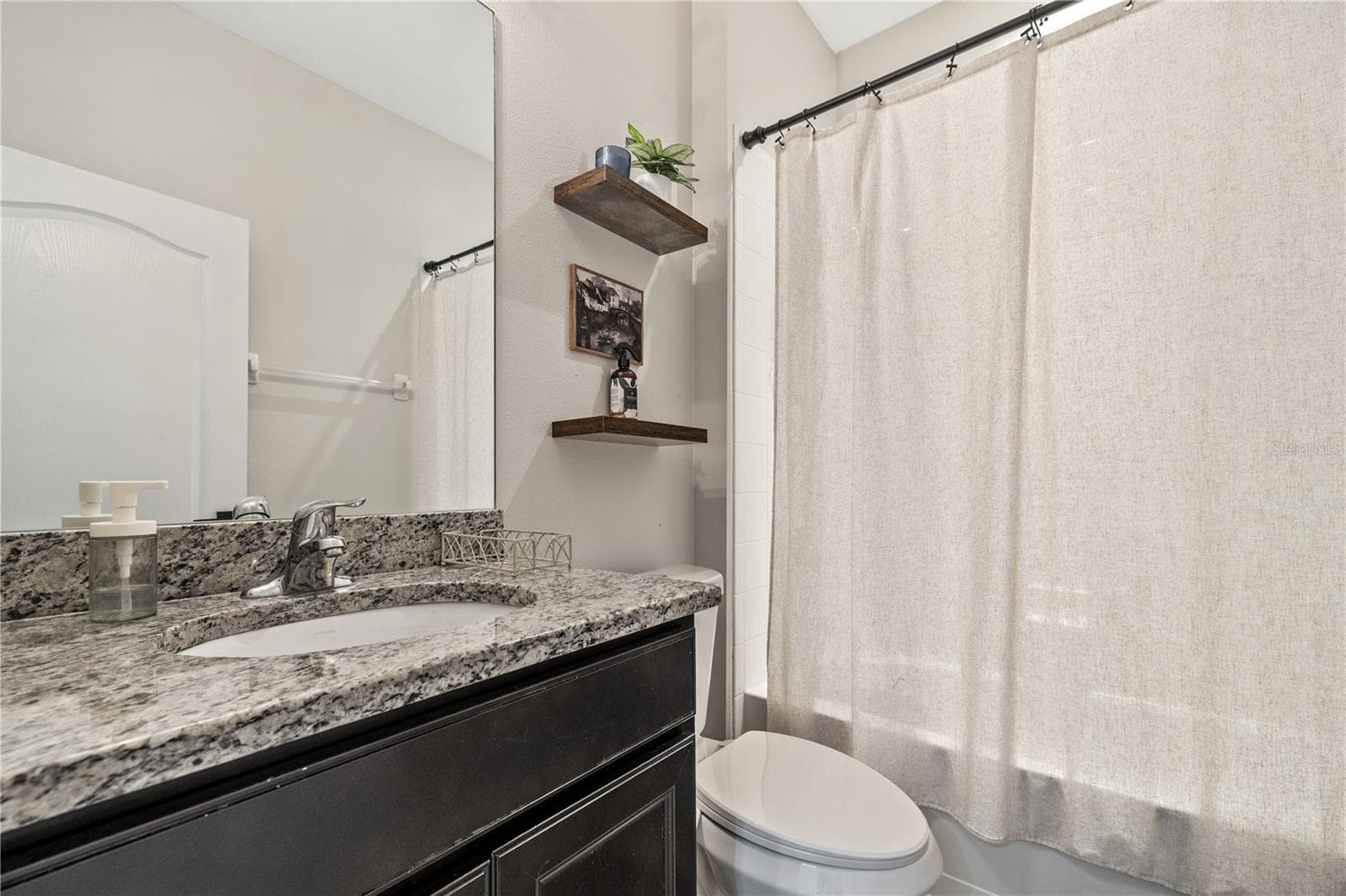 Single Family Residence at 5453 SUNCATCHER DR, WESLEY CHAPEL, photo 27 of 43