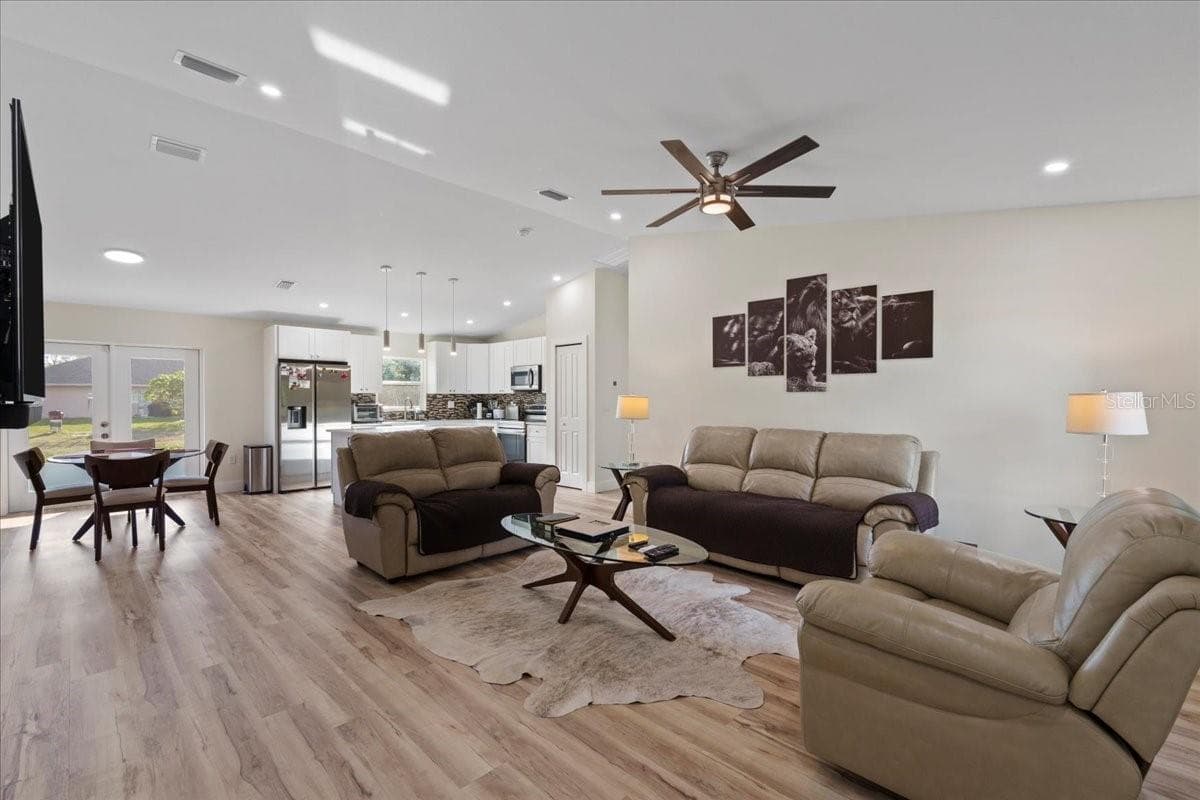 Single Family Residence at 2405 VANCOUVER LN, NORTH PORT, photo 5 of 32
