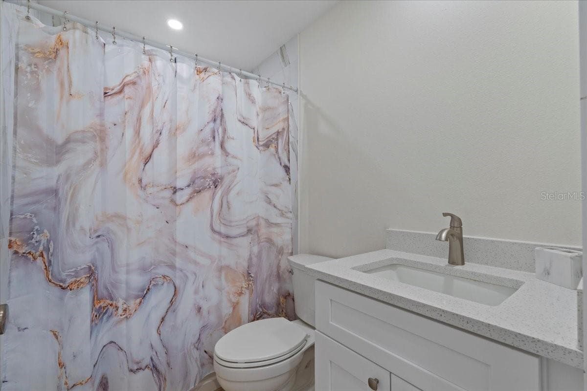 Single Family Residence at 2405 VANCOUVER LN, NORTH PORT, photo 23 of 32