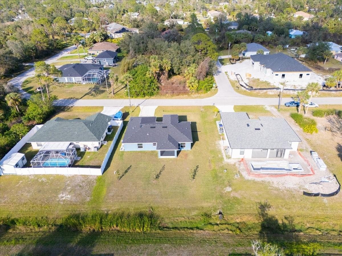Single Family Residence at 2405 VANCOUVER LN, NORTH PORT, photo 31 of 32