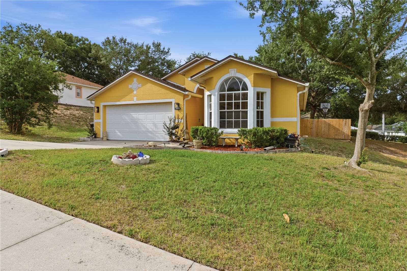 Single Family Residence at 1514 MUIR CIR, CLERMONT, photo 2 of 28