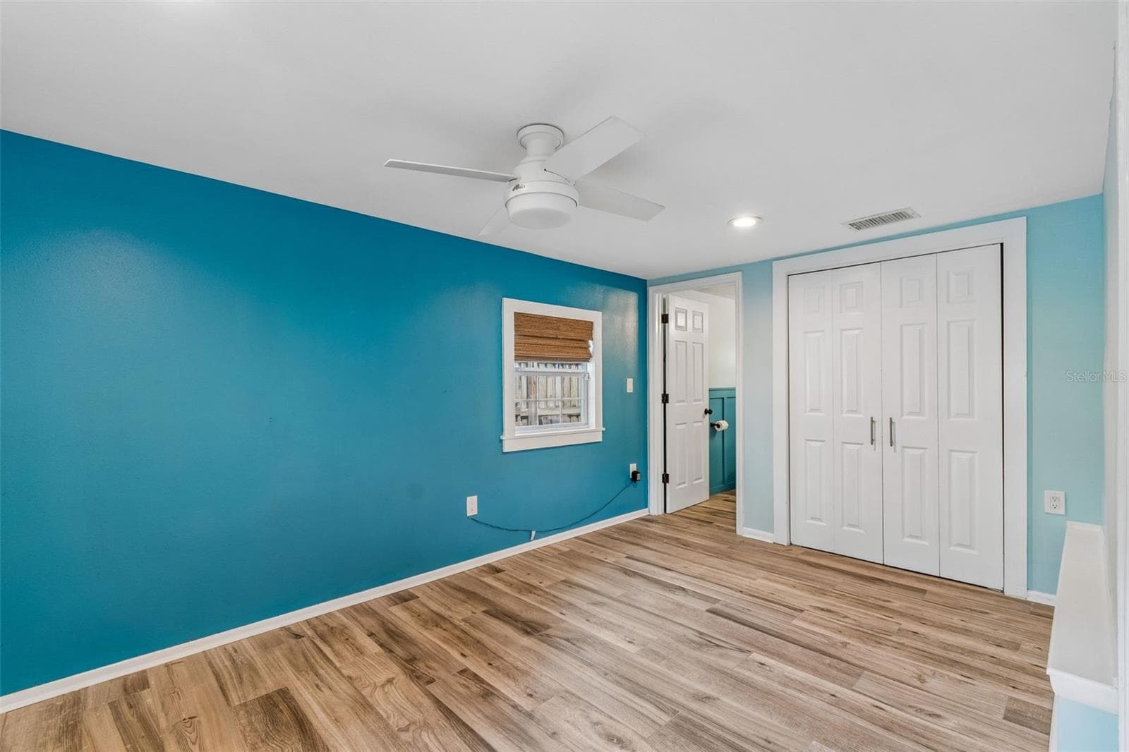 Single Family Residence at 1304 E KNOLLWOOD ST, TAMPA, photo 15 of 30