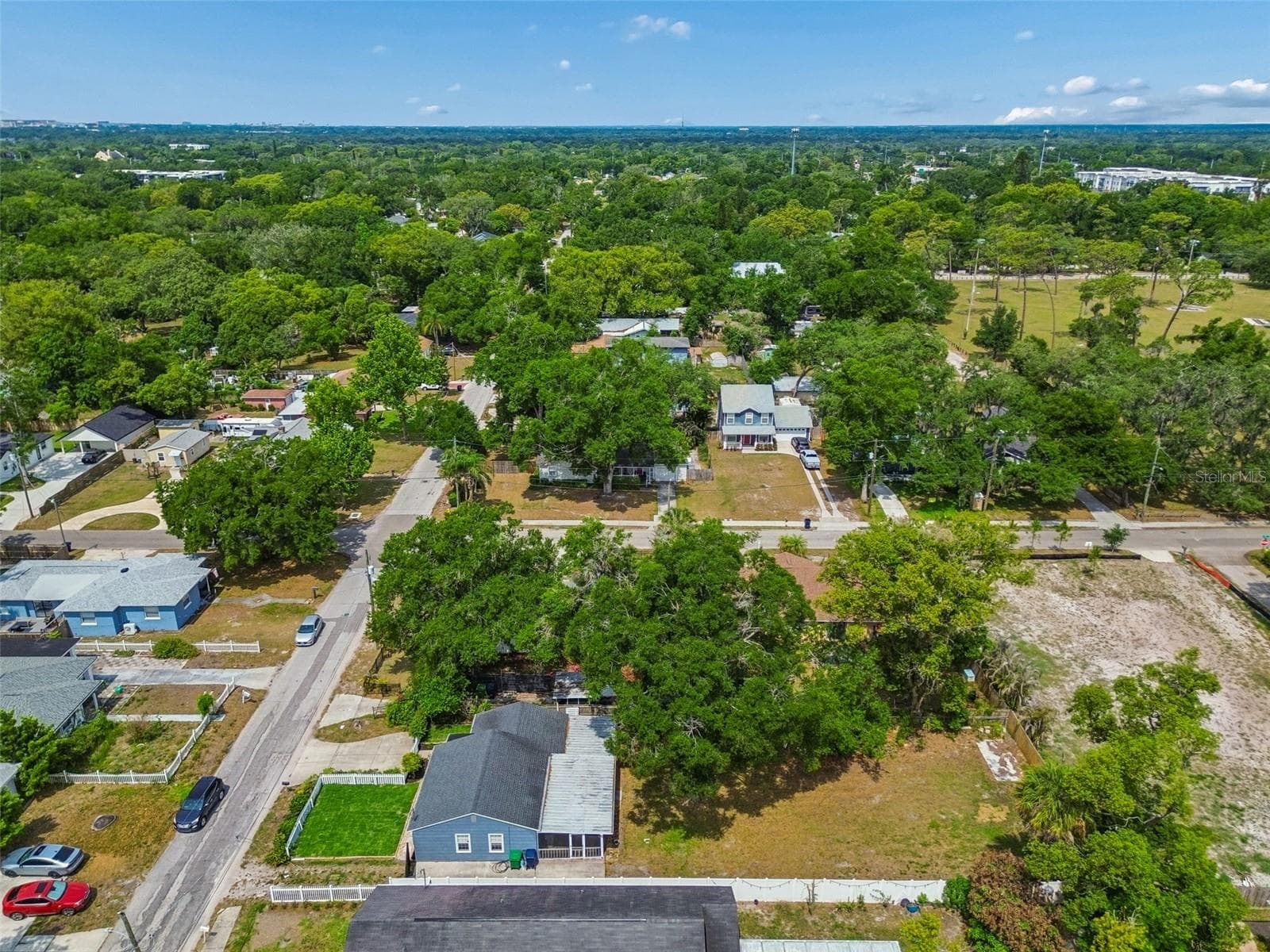 Single Family Residence at 1304 E KNOLLWOOD ST, TAMPA, photo 29 of 30