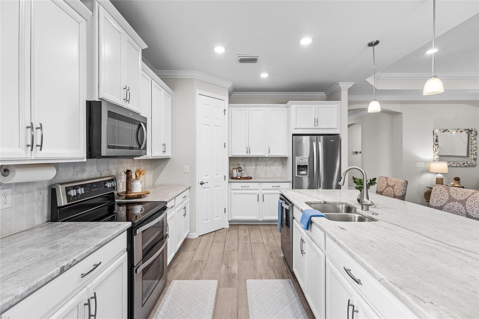 Single Family Residence at 352 TOSCAVILLA BLVD, NOKOMIS, photo 15 of 63
