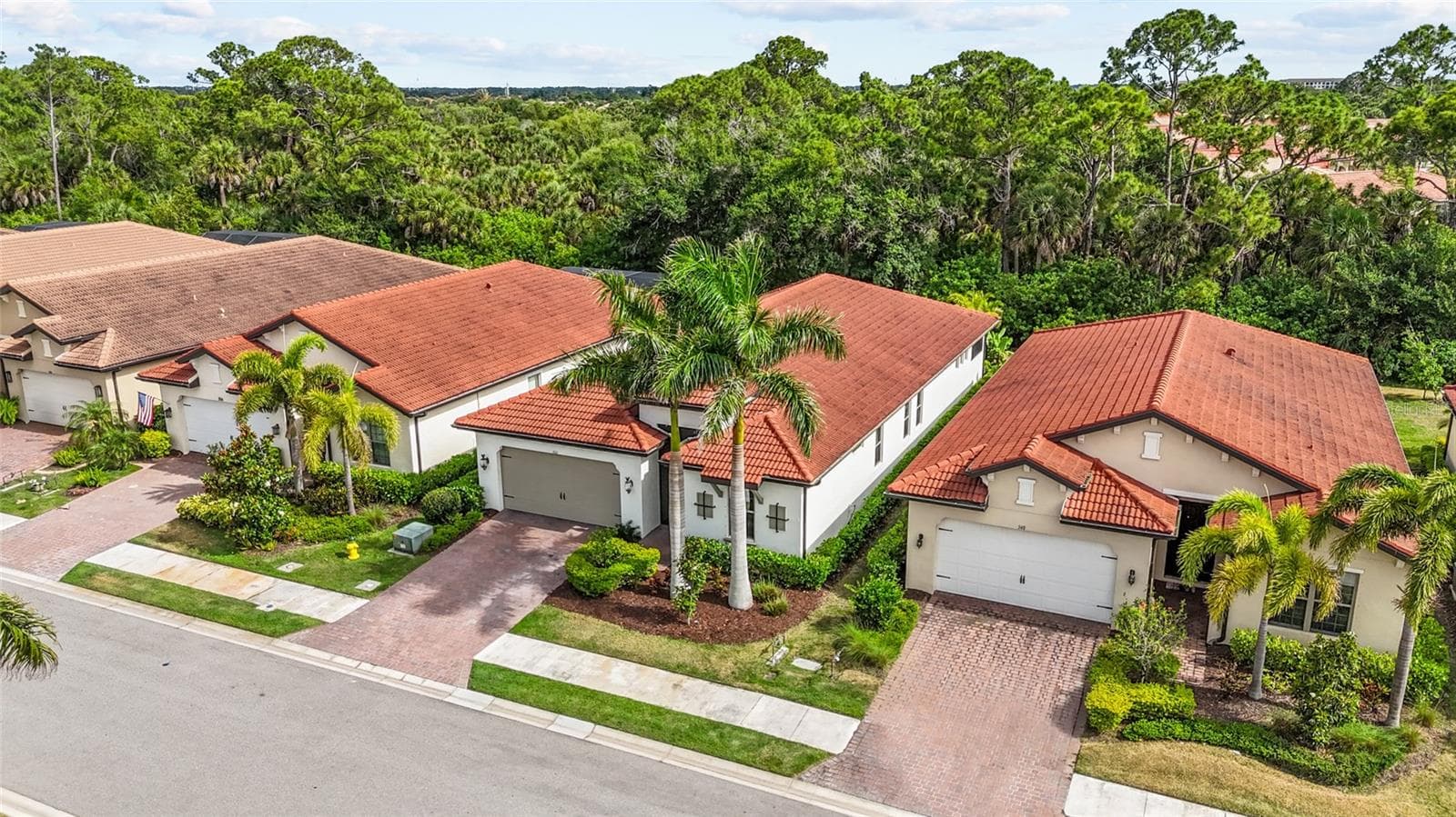 Single Family Residence at 352 TOSCAVILLA BLVD, NOKOMIS, photo 43 of 63