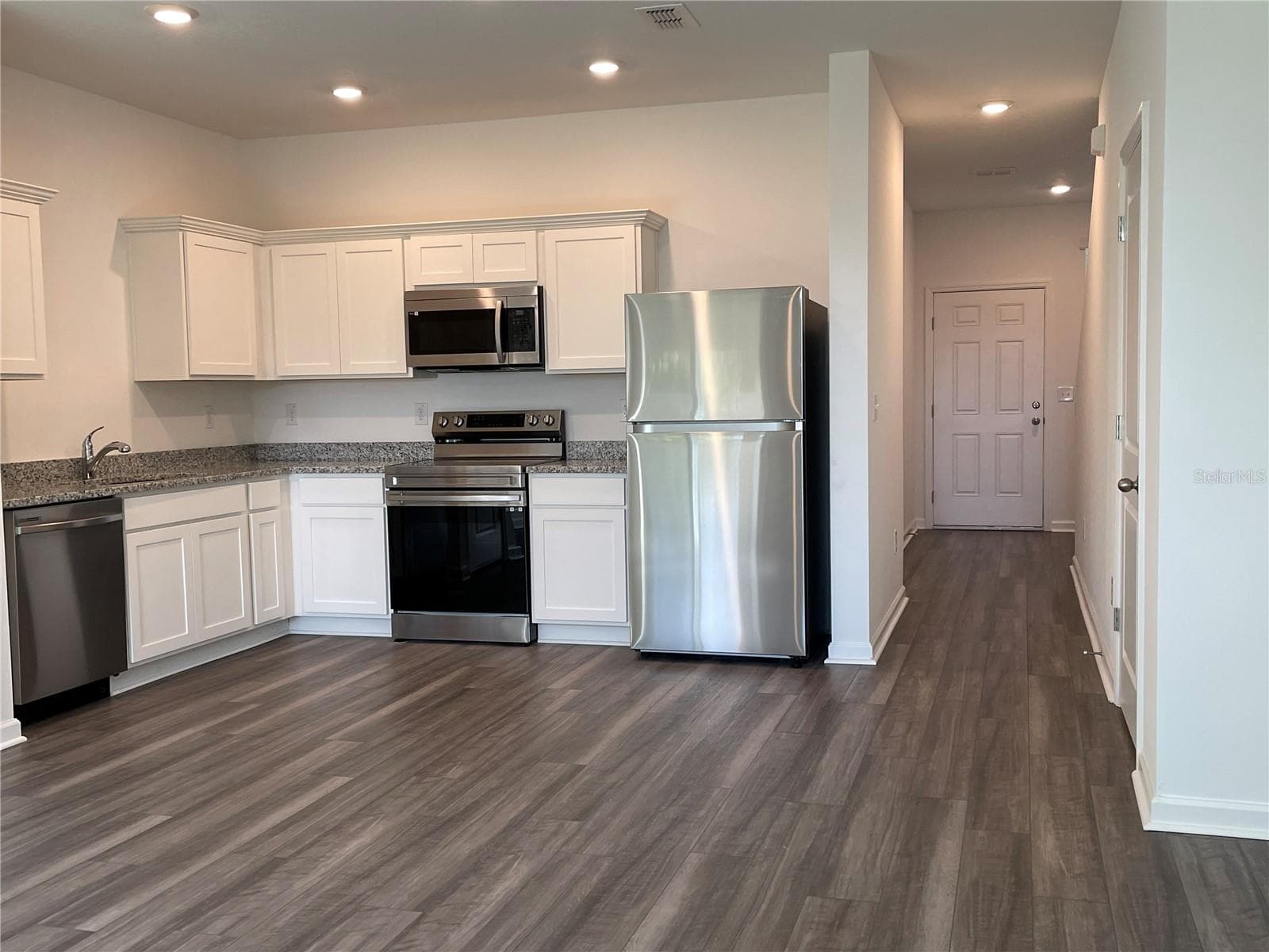 Townhouse at 6163 DAERR RIDGE ST, ZEPHYRHILLS, photo 6 of 18
