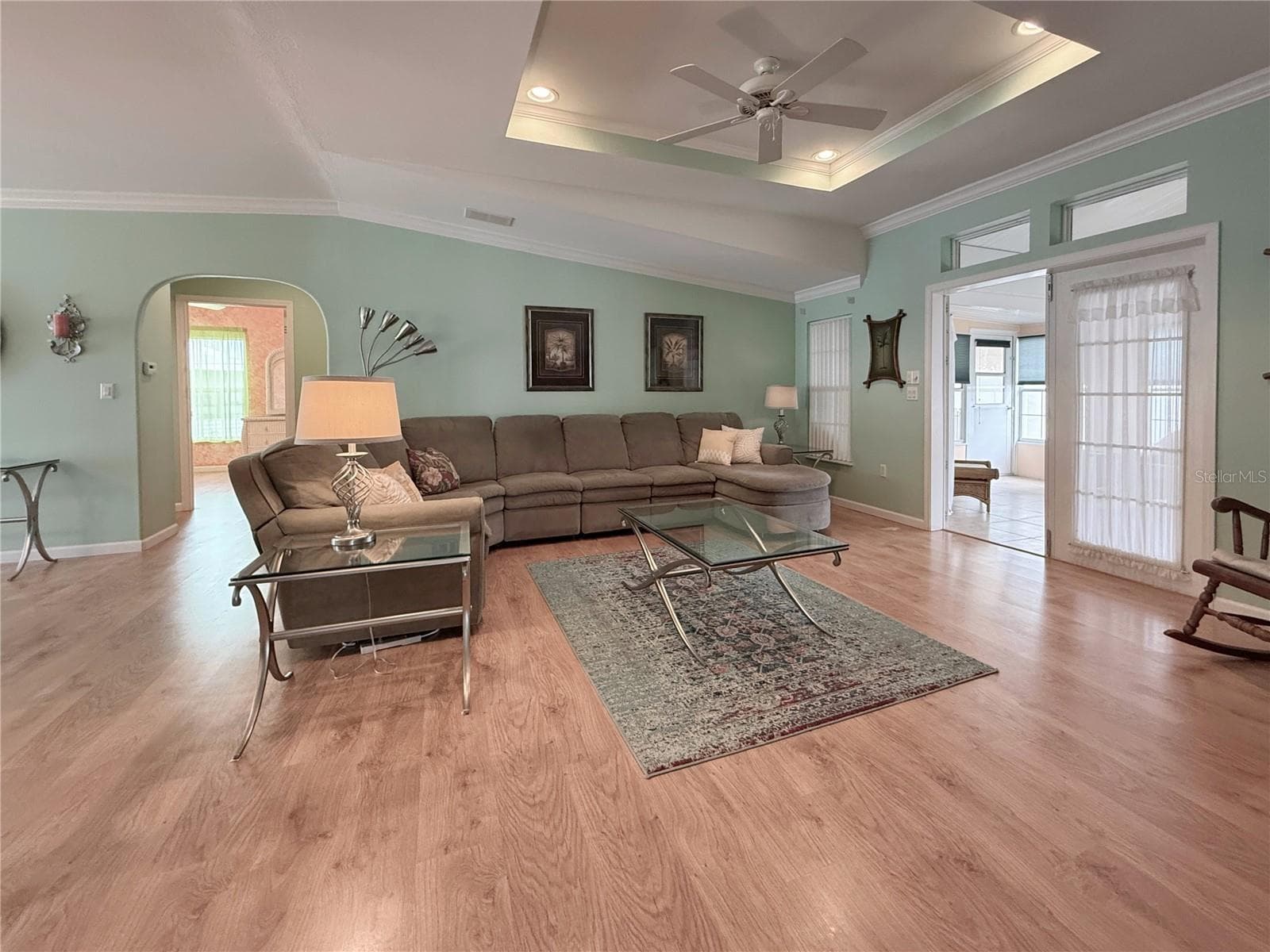 Manufactured Home at 194 S PORT ROYAL LN, APOLLO BEACH, photo 4 of 38