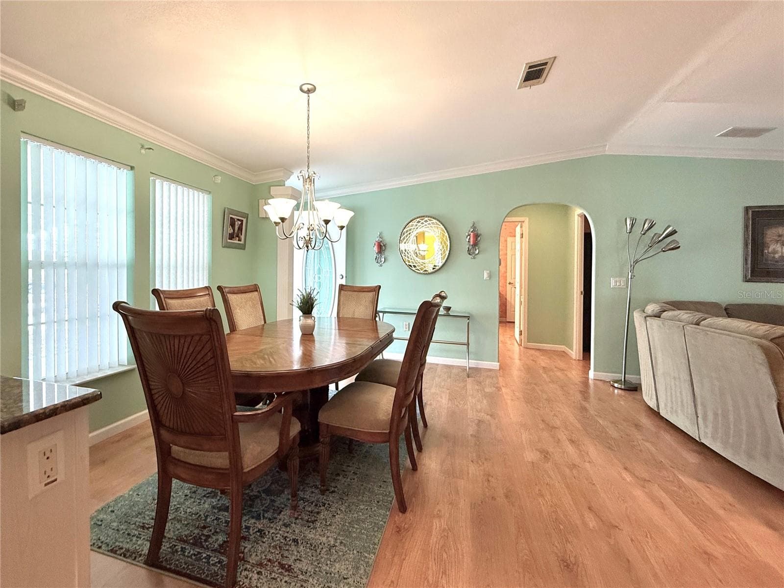 Manufactured Home at 194 S PORT ROYAL LN, APOLLO BEACH, photo 6 of 38