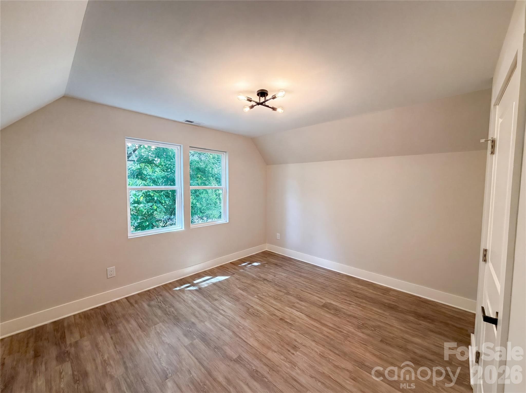 Single Family Residence at Kannapolis, photo 4 of 15