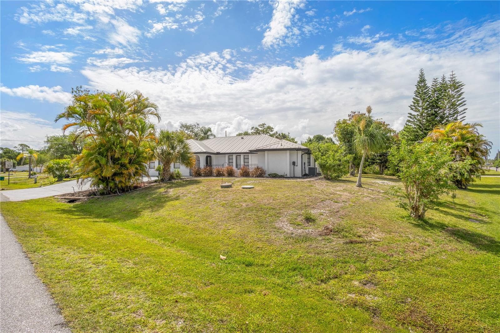 Single Family Residence at 19723 MIDWAY BLVD, PORT CHARLOTTE, photo 3 of 40