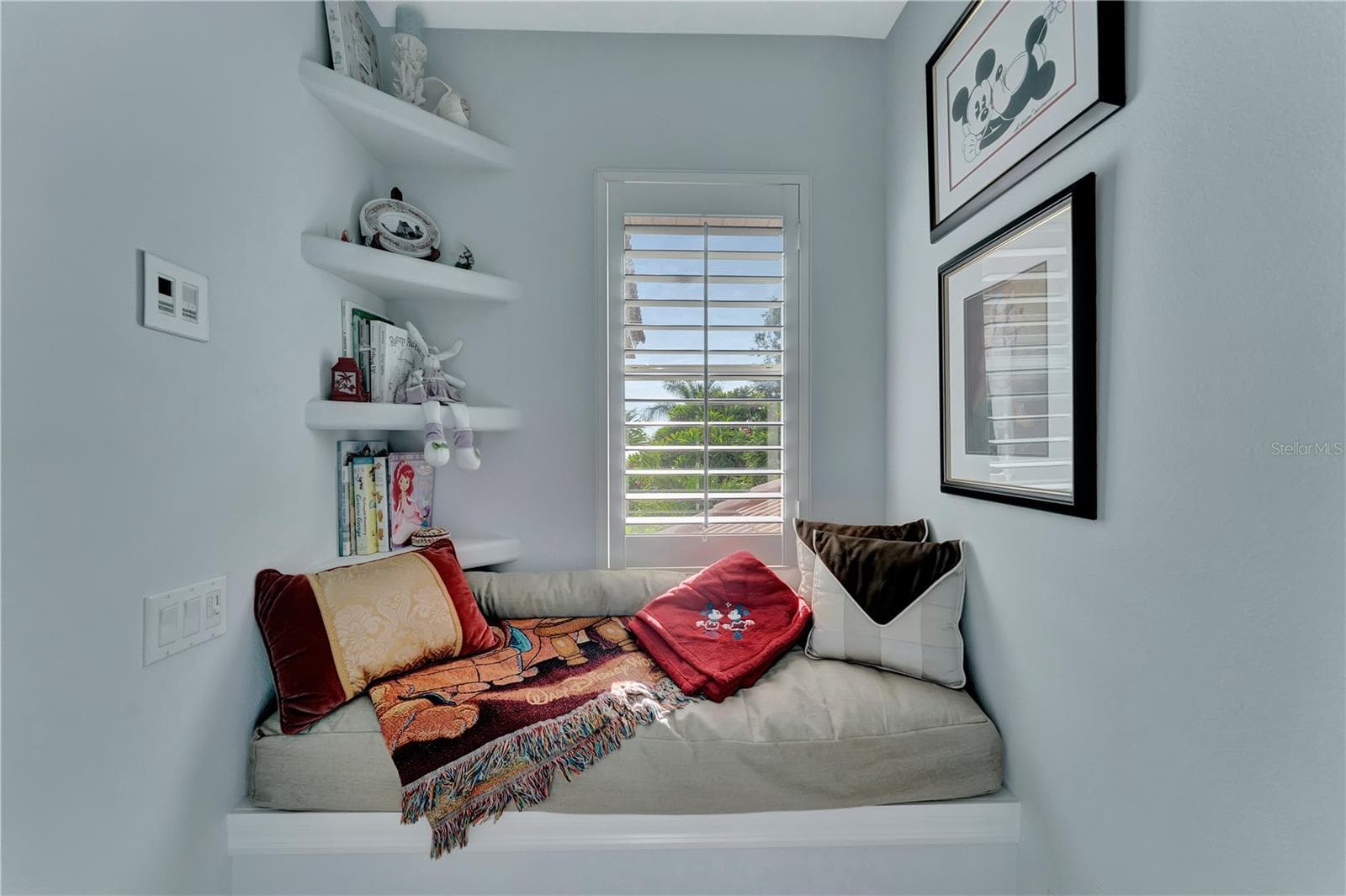 North Guest Room - 416 81ST ST W, BRADENTON