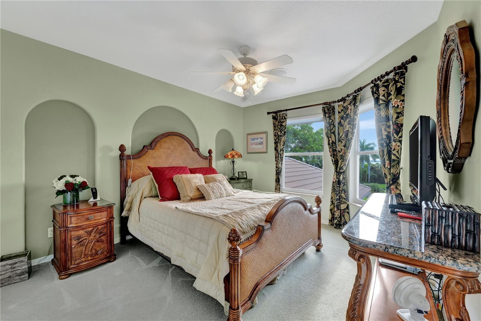South Guest Room - 416 81ST ST W, BRADENTON