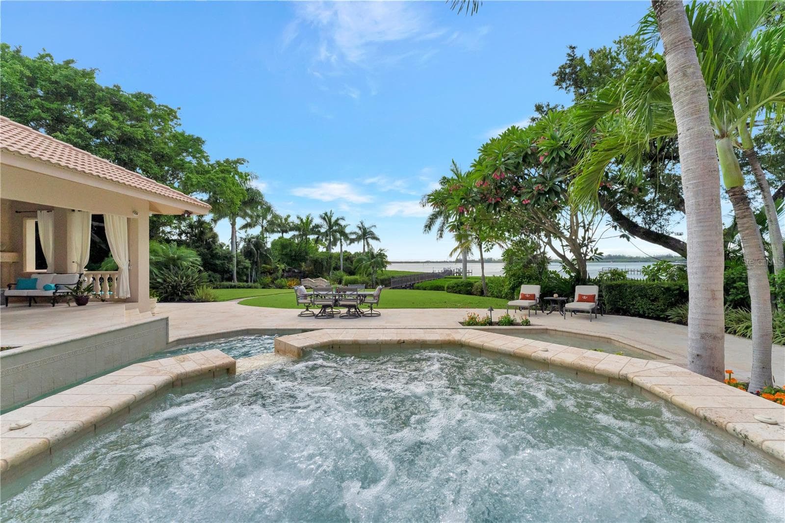 Spa - 416 81ST ST W, BRADENTON