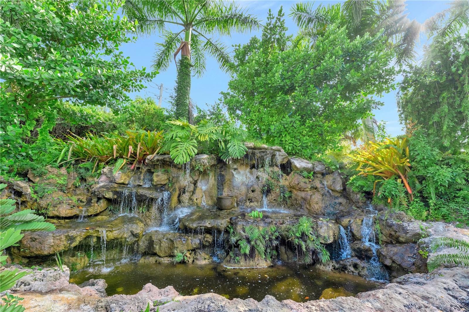 Waterfall - 416 81ST ST W, BRADENTON